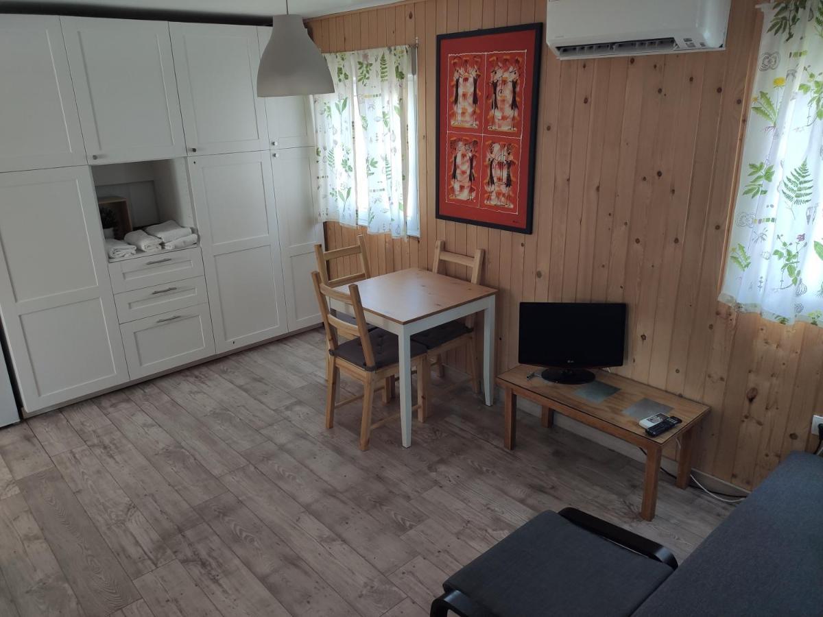 Luminoso Y Acogedor Apartamento Junto A La Macarena De Sevilla Bagian luar foto